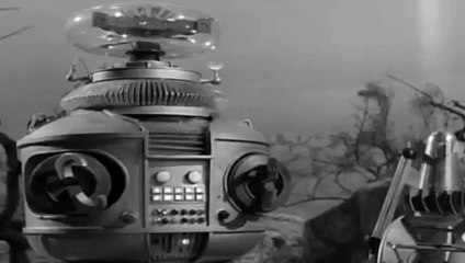 Lost in Space  S 01 E 20  War of the Robots
