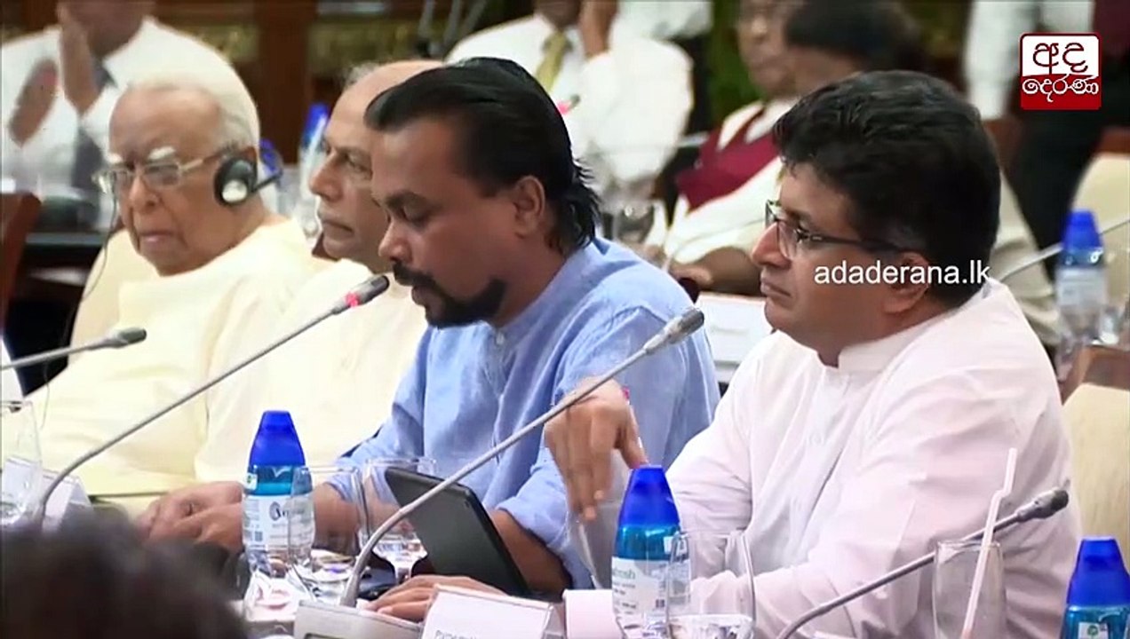 බටහිර රටවල්වල හමුදා රටට ගෙන්වන්න එපා... විමල්