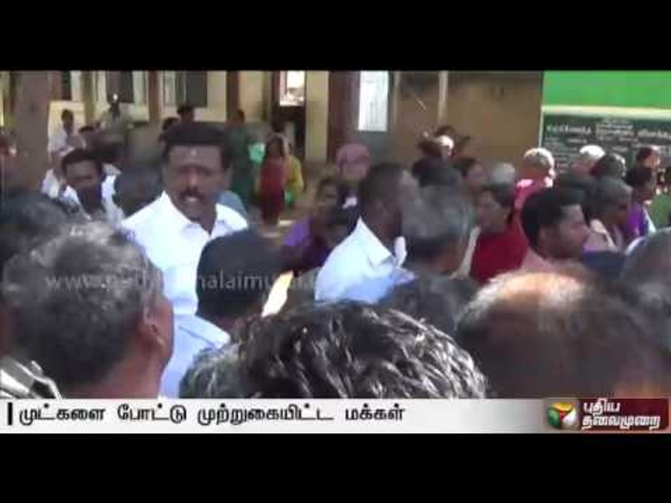 Vadipatti residents protest demanding drinking water in Madurai