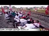 Cauvery issue: rail roko by farmers who occupy rail tracks in Sirkazhi & Kizhvelur