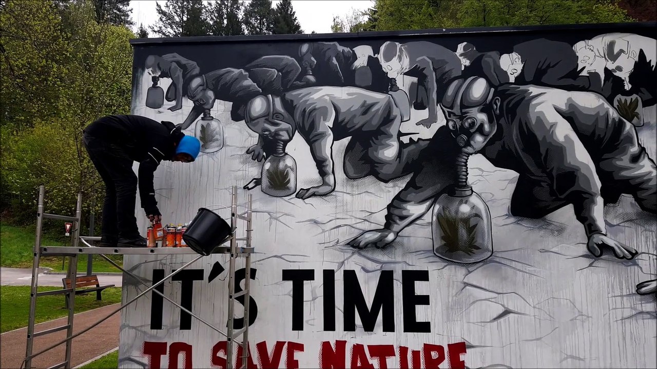 L'artiste RNST s'empare du Mur d’Épinal