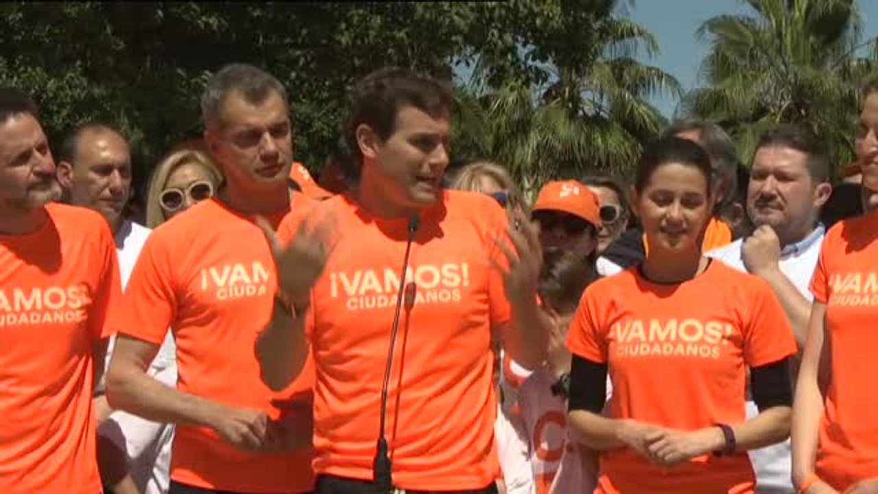 Albert Rivera: "Yo no voy a hacer como Casado, yo no voy a repartir sillones"