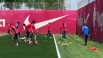 Entrenamiento del Sevilla en la Ciudad Deportiva