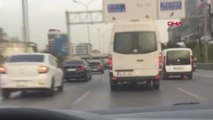 D-100'de Makas Atarak İlerleyen Trafik Magandası Yakalandı