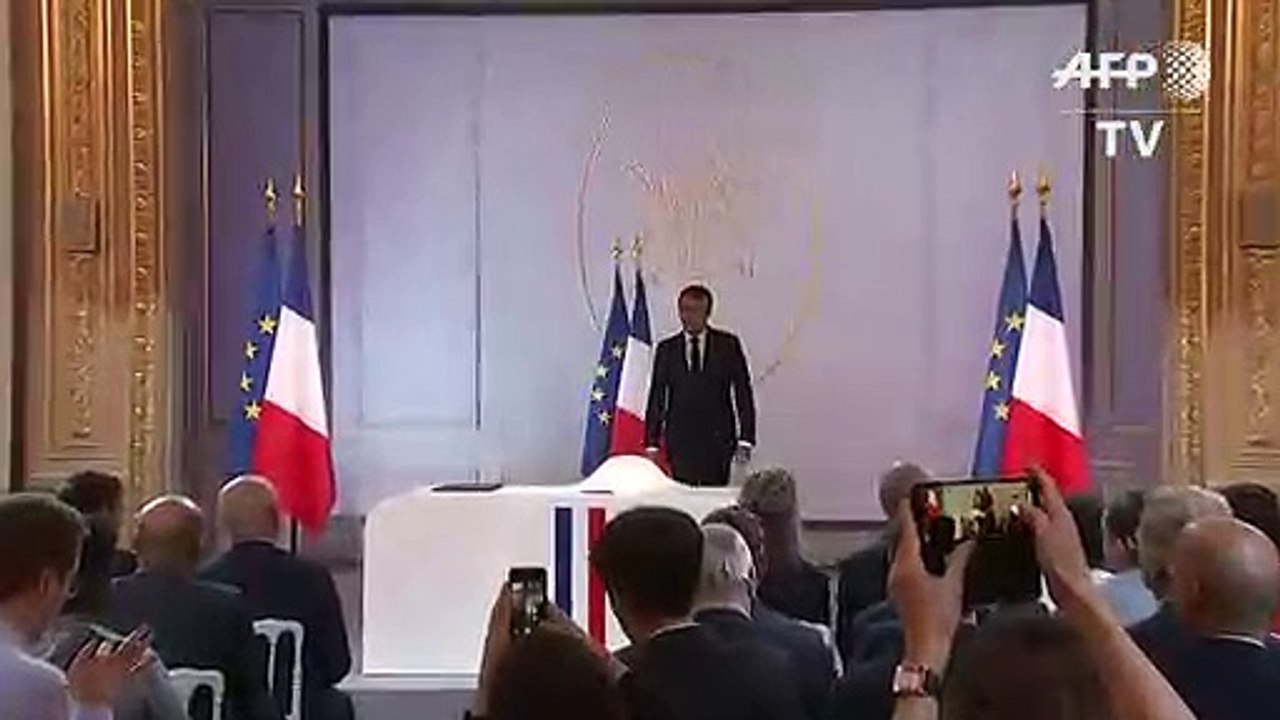 Macron promete acelerar reformas