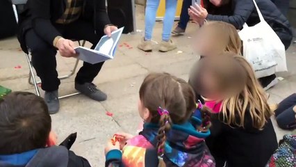 ERC lee a los niños los cuentos del preso Junqueras