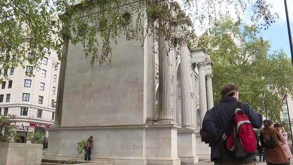 Banksy apoia as ruas