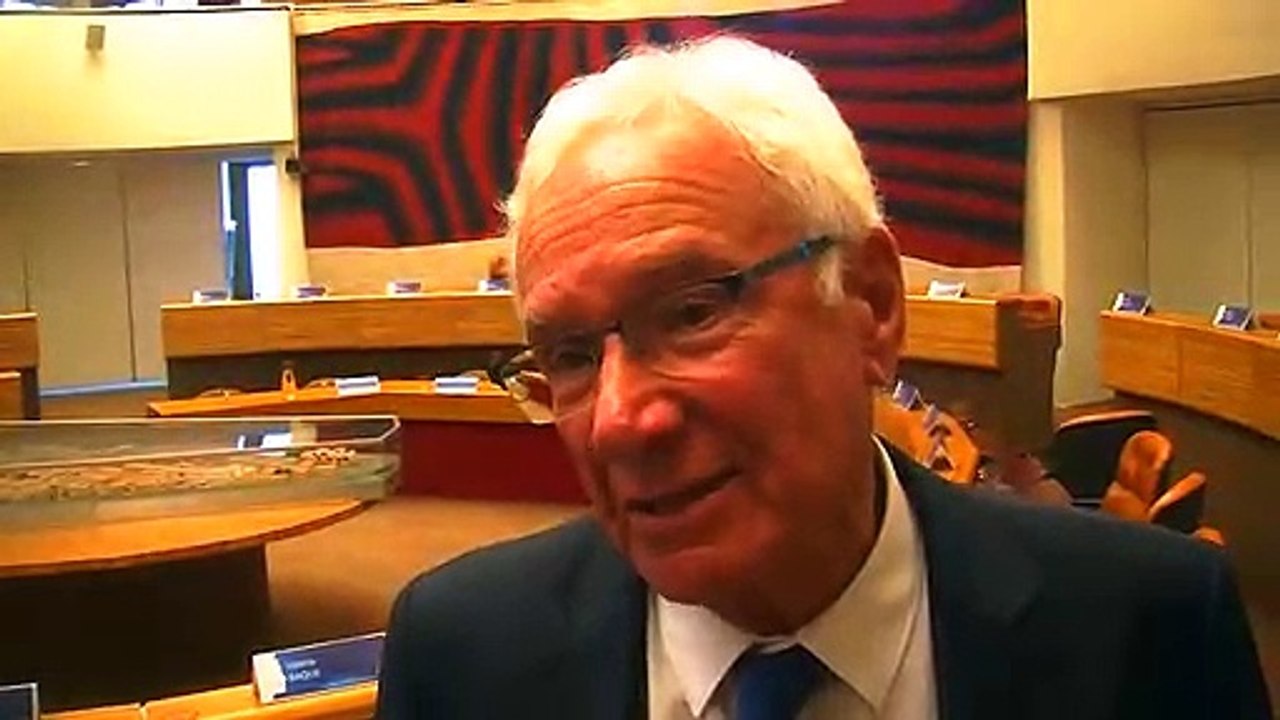 Le point de vue de Gaby Charroux.