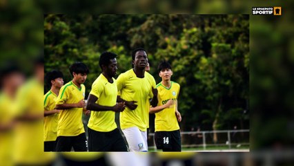 Petit Poto avec Koukoua Eric, joueur de Moossou FC