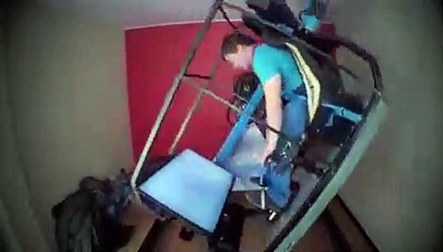 Ce simulateur de vol à domicile est vraiment fou... Comme un vrai pilote d'avion