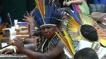 السكان الأصليون في البرازيل يواصلون التظاهر من أجل مزيد من الحقوق