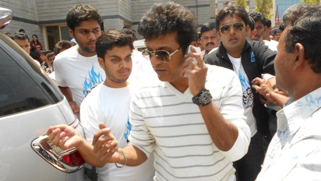 ಕುಮಾರ್ ಬಂಗಾರಪ್ಪನ ವಿರುದ್ಧ ತಿರುಗಿ ಬಿದ್ದ ಶಿವಣ್ಣನ ಅಭಿಮಾನಿಗಳು..!