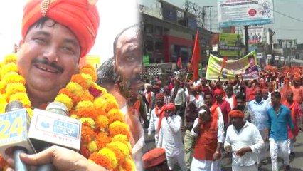 सुनील सिंह ने किया शक्ति प्रदर्शन, कहा- किन्‍नर और नचनिया गोरखपुर का प्रतिनिधित्‍व नहीं कर सकते