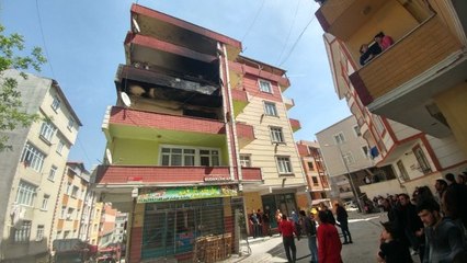 Yangında Mahsur Kalan 3 Kadın, İtfaiye Ekipleri Tarafından Kurtarıldı