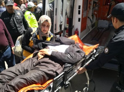 İş Yerinde Avukatı Katletti, Ardından Kendi Kafasına Sıktı!