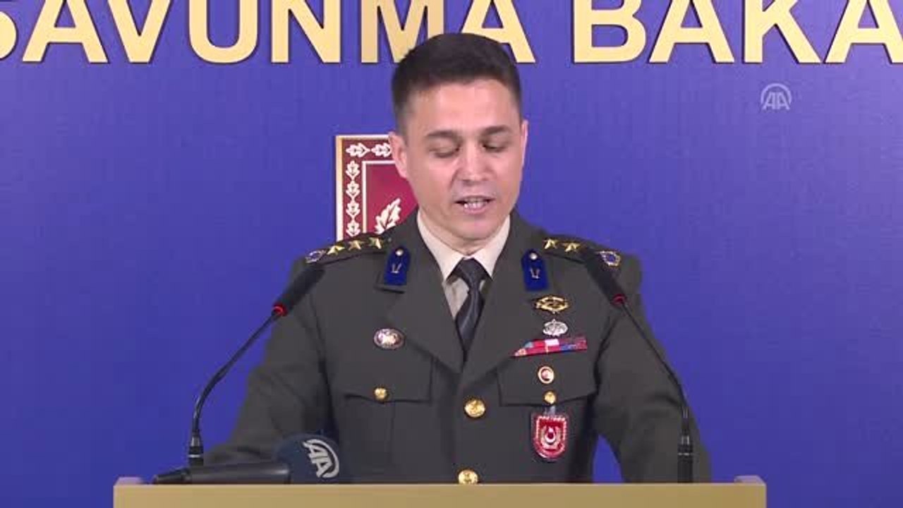Milli Savunma Bakanlığı'nda Basın Bilgilendirme Toplantısı (2)
