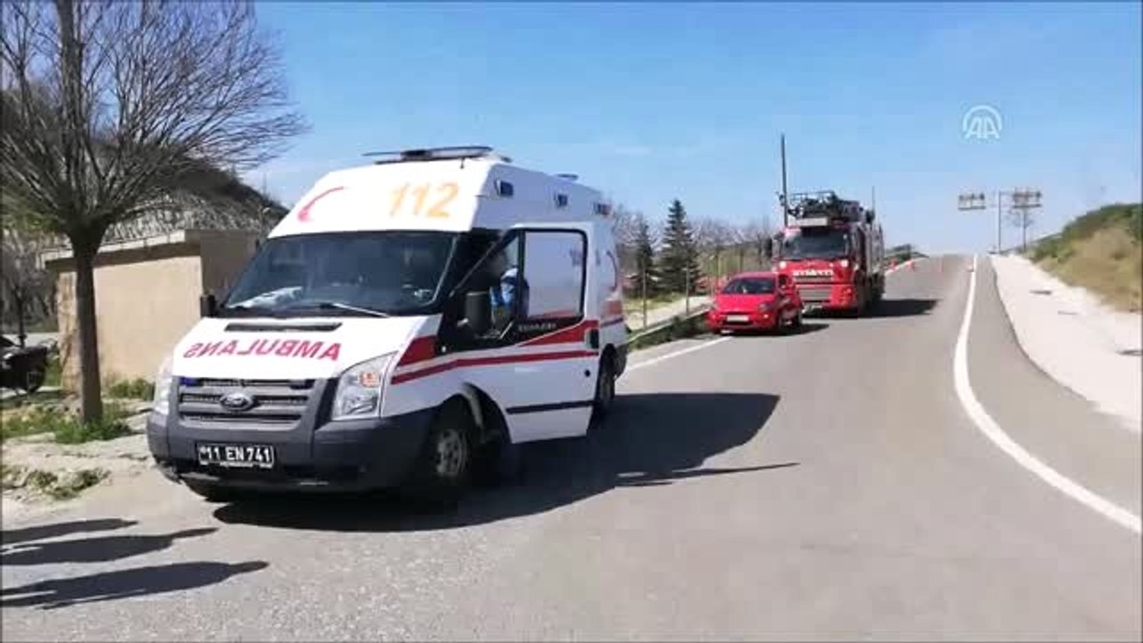 Diyaliz Hastalarını Taşıyan Minibüs ile Otomobil Çarpıştı: 7 Yaralı