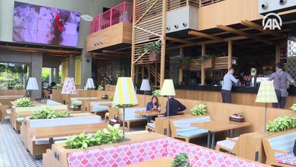 Restoranda panik anları! Garson hemen yanına koştu