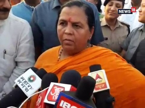 उमा भारती बोलीं- साध्वी प्रज्ञा ठाकुर महान संत, उनके मुकाबले मैं बेहद साधारण