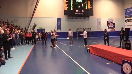 Kastamonu Belediyespor Şampiyonluk Kupasına Kavuştu