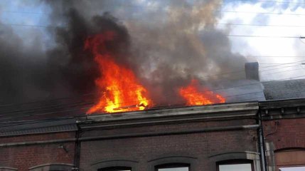 Incendie rue des Grands-Prés Chenée 27/4 - 3