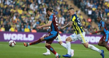 Fenerbahçeli Skrtel, Kasımpaşa Maçında Cezalı Duruma Düştü