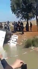 مقتل 16 مهاجر في انقلاب سيارة في واد ملوية إثر حادث مؤلم نواحي بركان المغرب