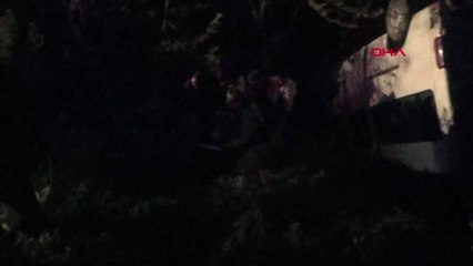 Kahramanmaraş Takla Atan Minibüs Dereye Yuvarlandı: 2 Yaralı