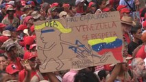 Miles de chavistas celebran que Maduro decidiera salir de la OEA