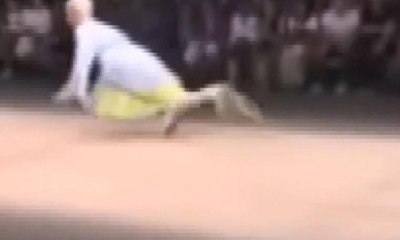 Manken podyumda hayatını kaybetti