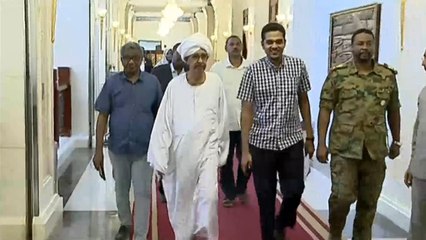 الاتفاق على تشكيل مجلس سيادي بالسودان