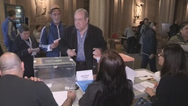 Los colegios electorales abren sus puertas a casi 36,9 millones de electores
