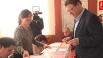 Puig y Oltra votan en las elecciones autonómicas y generales