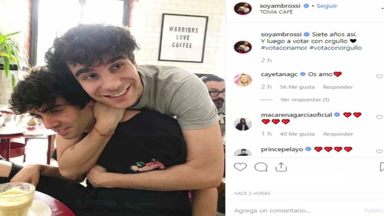 Los Javis celebran sus 7 años de amor votando