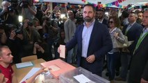 España vota en masa con socialista Sánchez como favorito