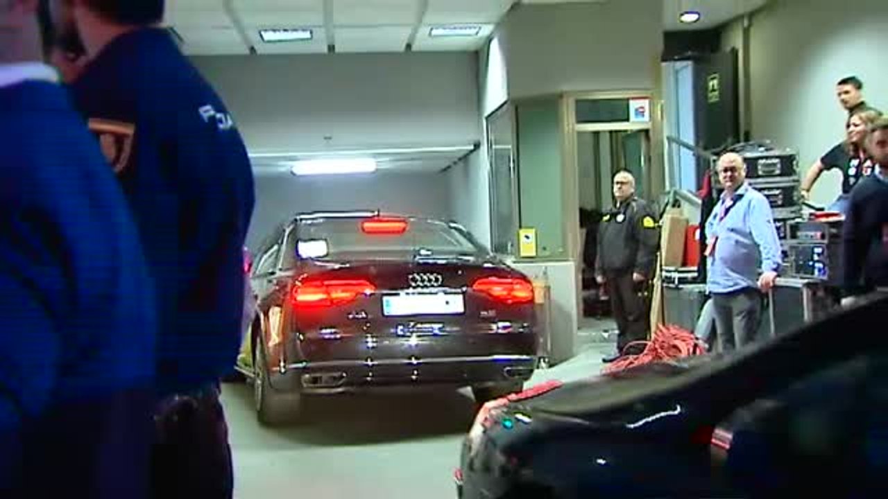 Pedro Sánchez ya está en Ferraz a la espera de resultados