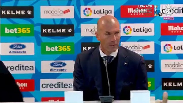 Zidane: Estoy enfadado, hoy no puedo defender a mis jugadores