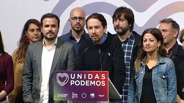 Iglesias felicita a Sánchez por la victoria y le ofrece formar un Gobierno de coalición de izquierdas