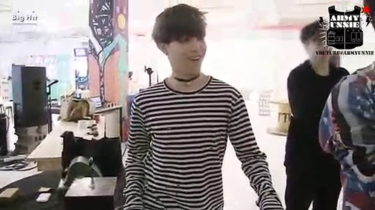 [ENG] 161222 [BANGTAN BOMB] Mission! Make Jung Kook laugh!