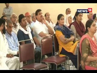 VIDEO: इनेलो की सभा से भीड़ गायब, गढ़ माने जाने वाले झाड़सा गांव में नदारद रहे समर्थक