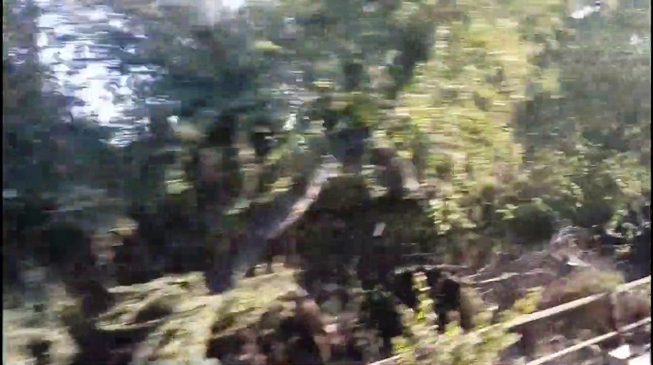 Passing Train Yamuna Bridge to Tilak Bridge Railway Station