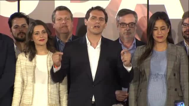 Rivera se presenta como líder de la oposición tras el 28A