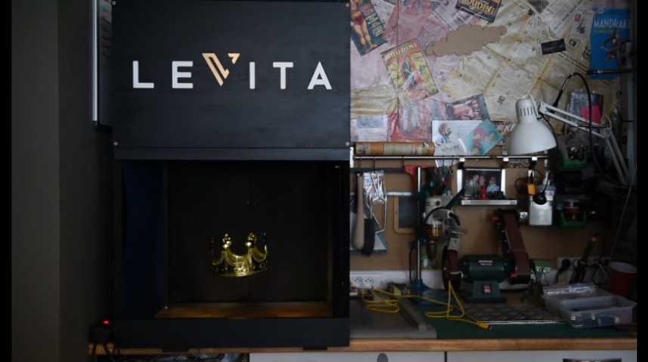 Liège : ils inventent la première vitrine d'objet en lévitation magique !