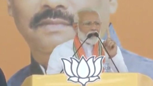 PM Modi attacks Congress over corruption during his speech in Koderma | Oneindia News