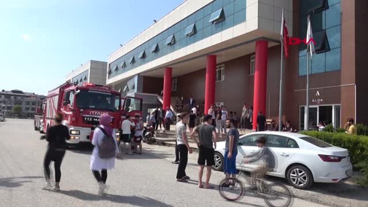 Düzce Saç Kurutma Makinesi Tutuştu, Yurt Boşaltıldı