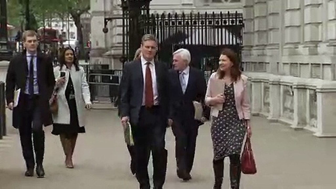 Sir Keir Starmer speaks to reporters ahead of B...
