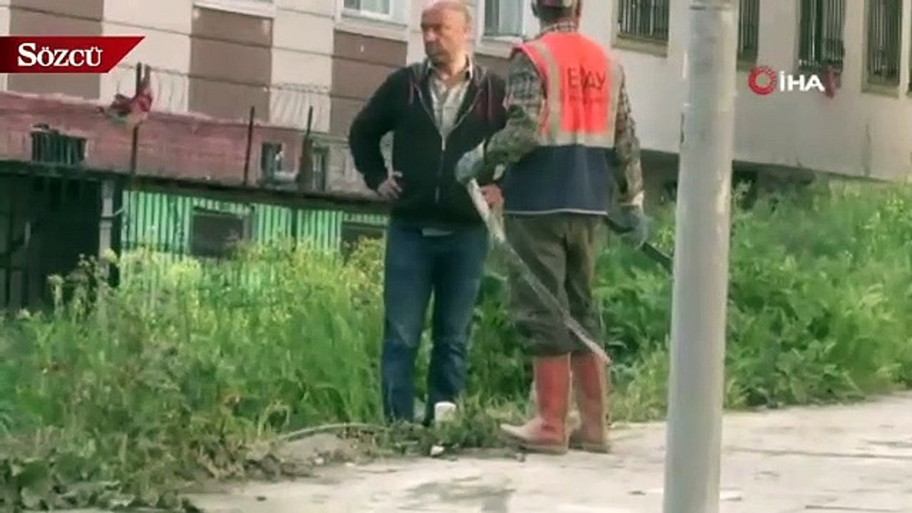 Esenyurt'ta çatlamaların olduğu bina ve sokaklarda ölçüm aletleri dikkat çekti