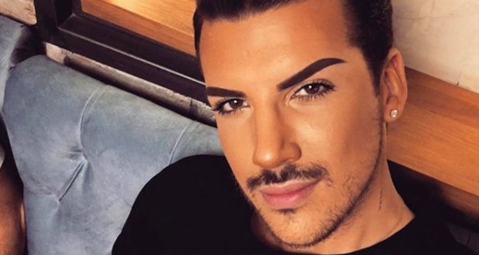 Cinsel Organını Gösterdiği İddia Edilen Kerimcan Durmaz, Hakkında Suç Duyurusu!