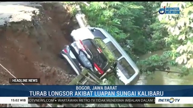 Longsor, 3 Kendaraan Terperosok ke Kali Baru Bogor