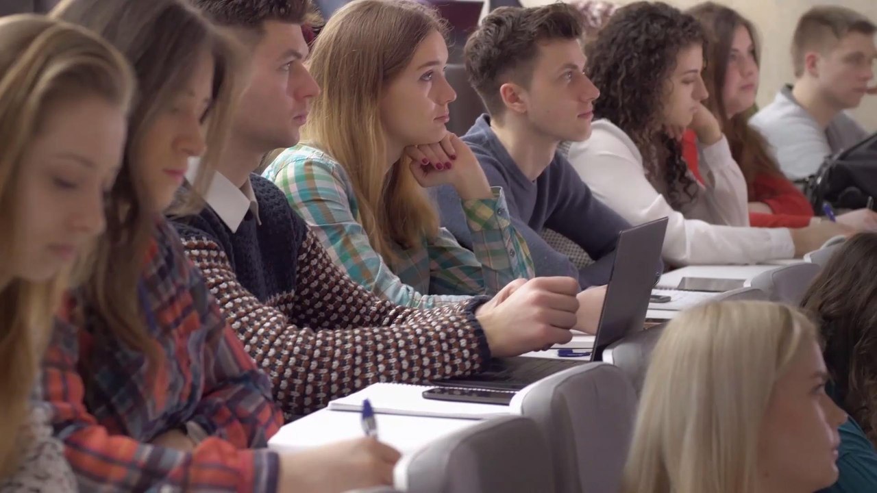 Mama Was Right! Study Shows Students Learn Better When They Take Handwritten Notes